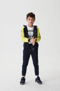 ÇOCUK EŞOFMAN TAKIMLARI DENİNCE AKLA GELEN İSİM: HAUSEKİDS
