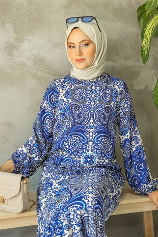 <strong>KADIN HER BEDENDE GÜZELDİR: BÜYÜK BEDEN ELBİSE MODELLERİ </strong>
