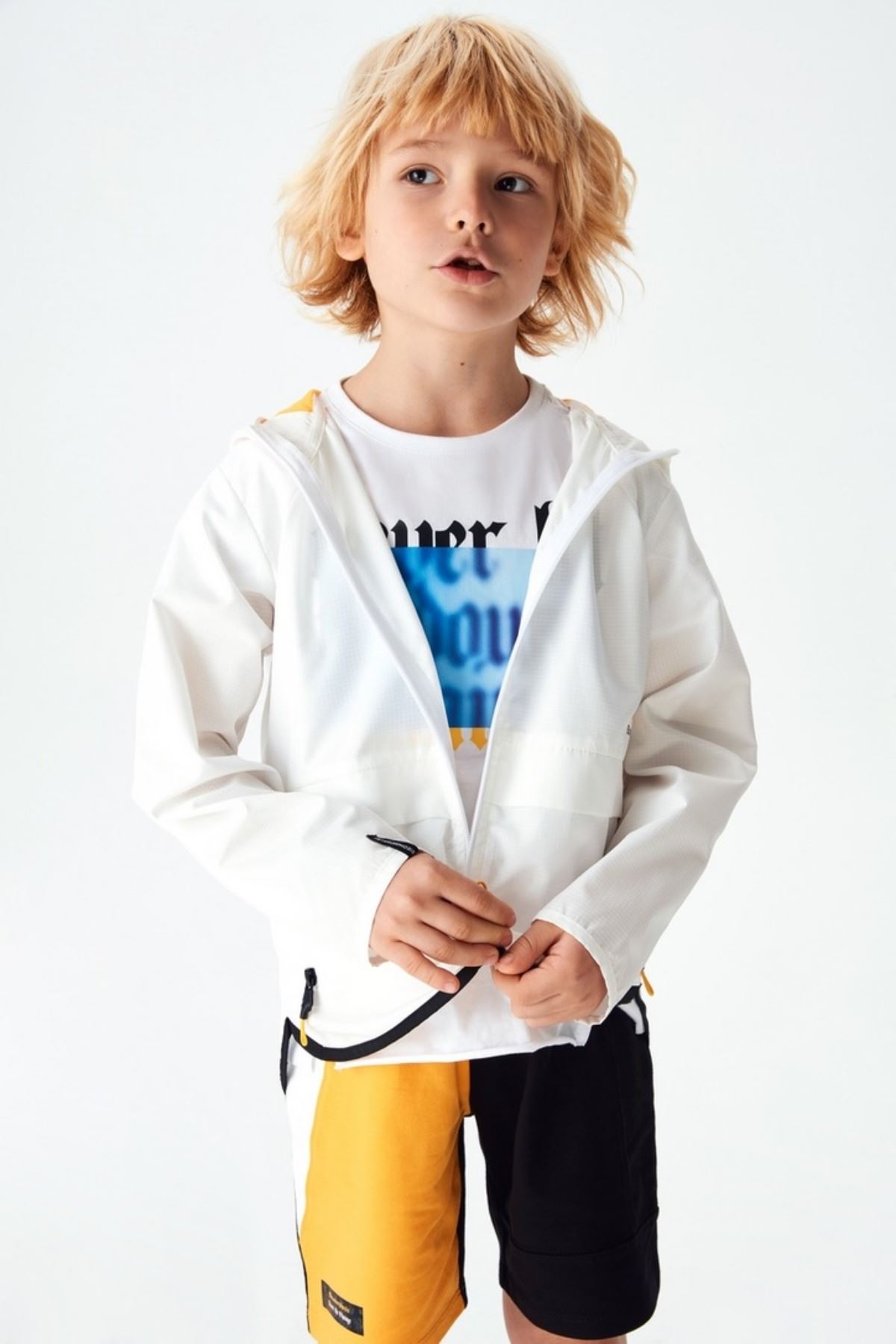 <strong>ÇOCUK YAĞMURLUK SEÇERKEN DİKKAT ETMENİZ GEREKEN ÇOK ÖNEMLİ 4 KRİTER</strong>