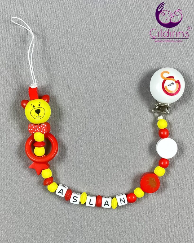 <strong>MİNİK TARAFTARLARA GALATASARAY EMZİK ZİNCİRİ</strong>