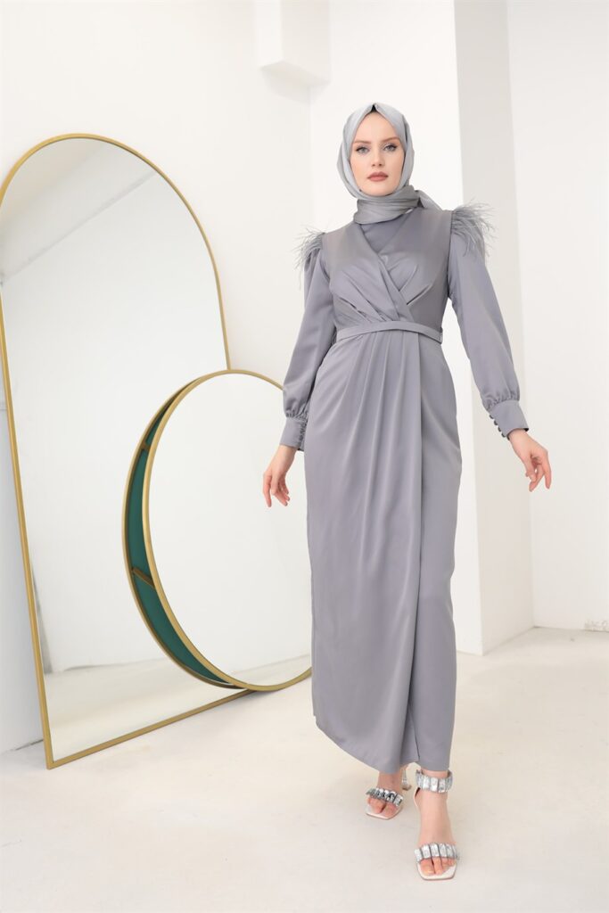 omuz tüylü tesettür abiye