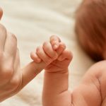 Yeni Doğan Bebek Nasıl Giydirilir?