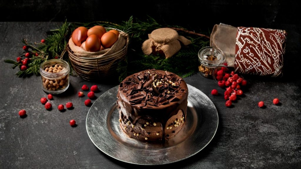 Çikolatalı Pasta Nasıl Yapılır?